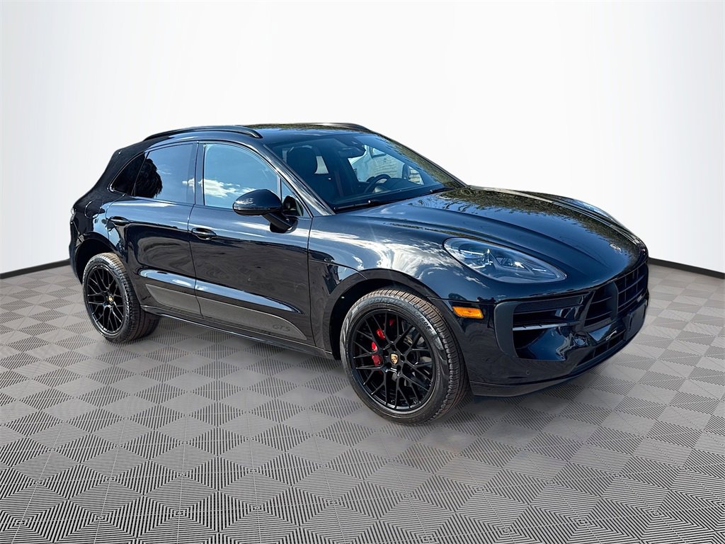Used 2021 Porsche Macan GTS w/ Sport Chrono Package image 4