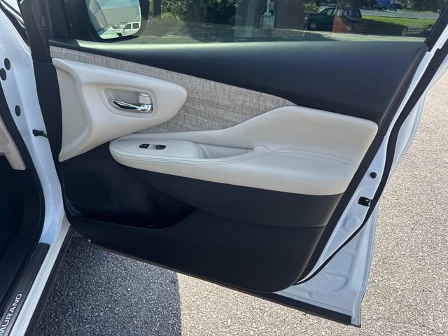 Certified 2023 Nissan Murano SL w/ Cargo Package AWD/4WD image 24