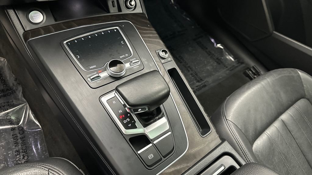 Used 2018 Audi Q5 2.0T Premium Plus w/ Premium Plus Package image 15