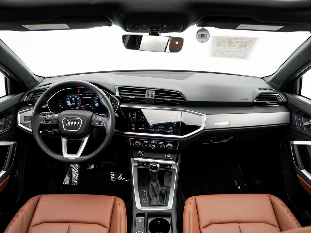 Certified 2025 Audi Q3 2.0T Premium w/ Convenience Package image 19