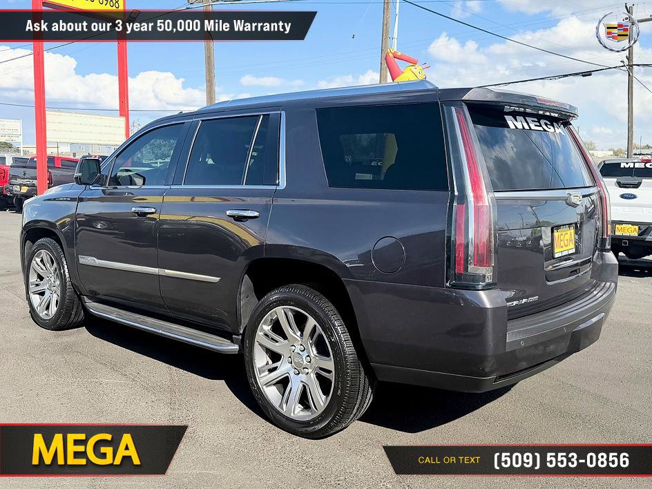 Used 2016 Cadillac Escalade Luxury AWD/4WD image 8