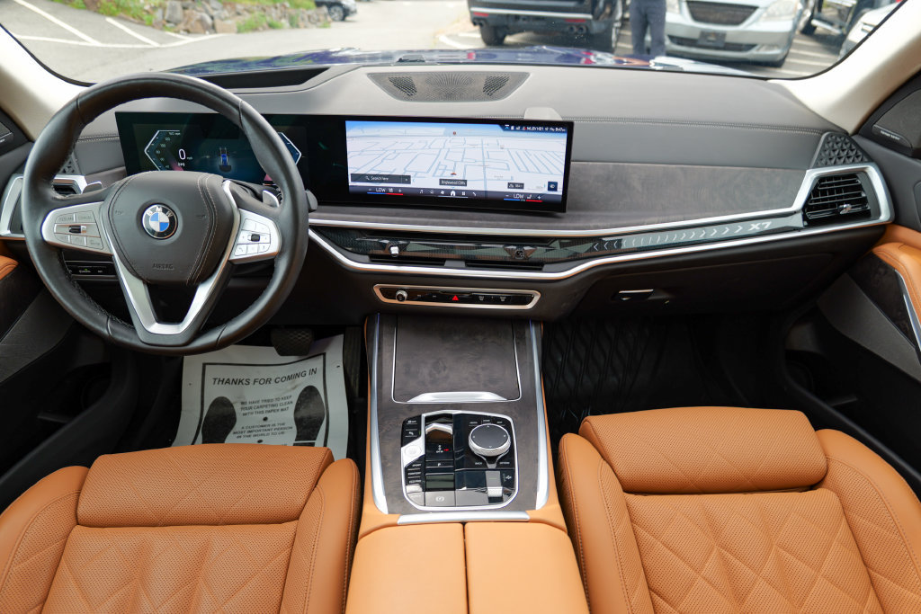 Used 2024 BMW X7 xDrive40i w/ Premium Package AWD/4WD image 44
