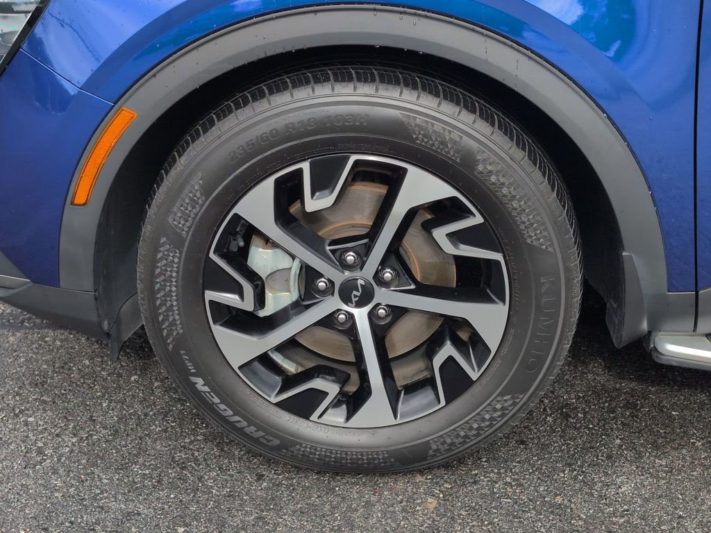 Used 2023 Kia Sportage EX image 11