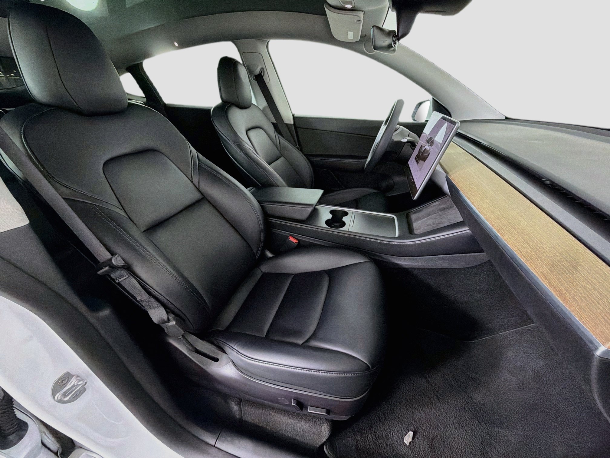Used 2022 Tesla Model Y Performance AWD/4WD image 31