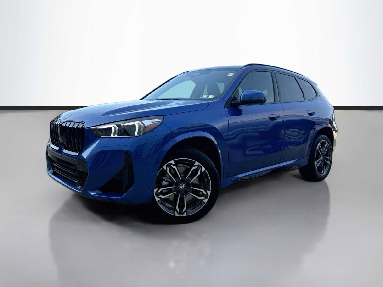 New 2027 BMW X1 xDrive28i AWD/4WD image 1