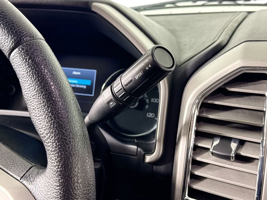 Used 2015 Ford F150 Lariat RWD image 18