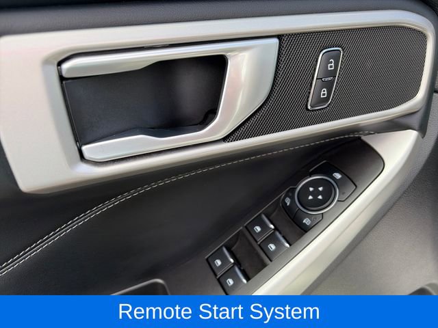 Used 2024 Ford Explorer XLT w/ Equipment Group 202A AWD/4WD image 19