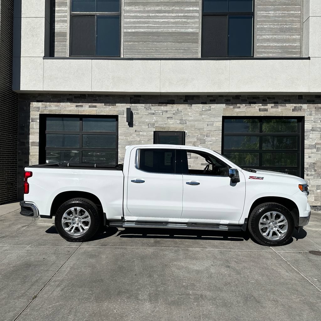 Used 2024 Chevrolet Silverado 1500 LTZ w/ LTZ Premium Package AWD/4WD image 2