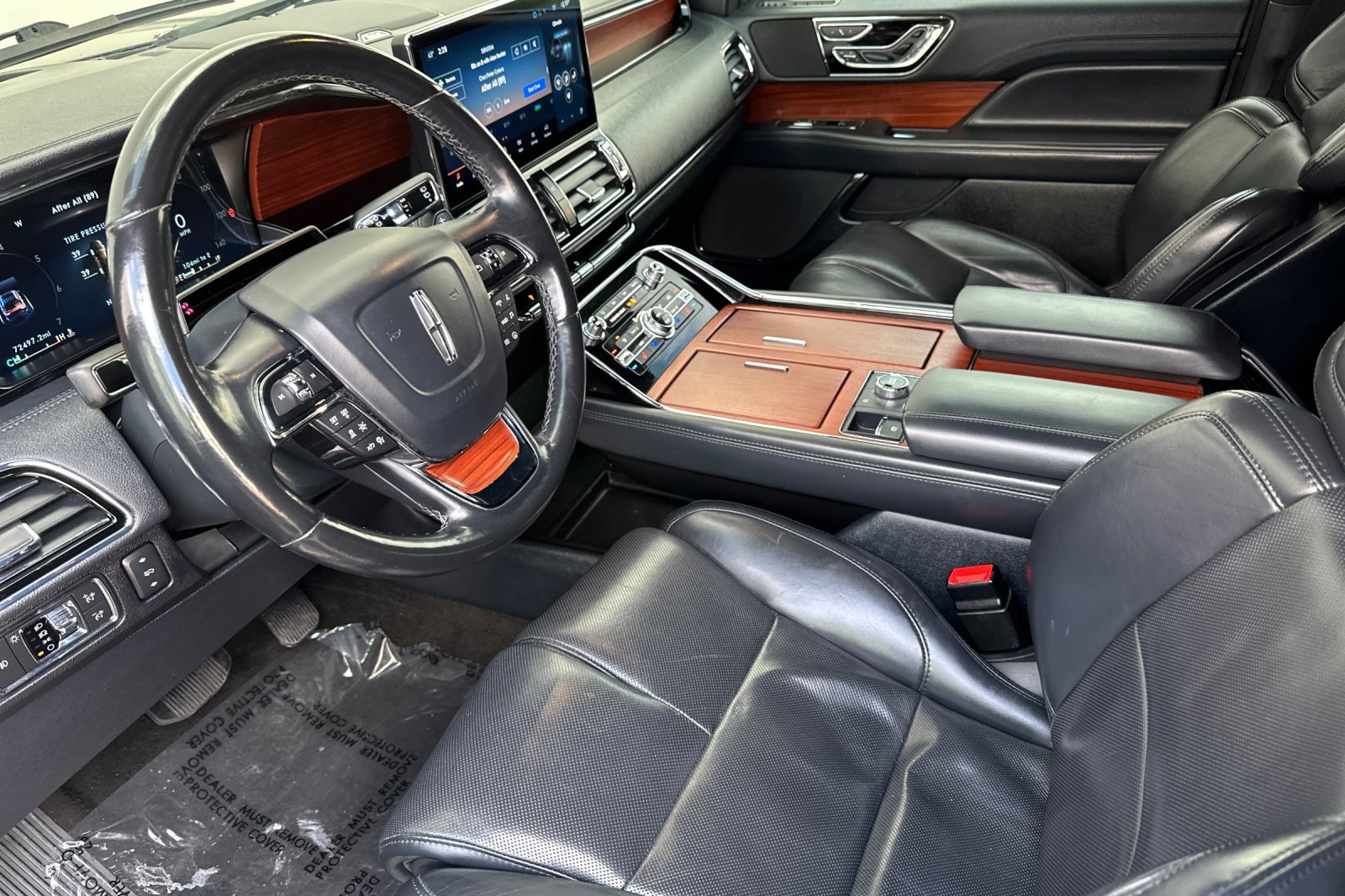 Used 2022 Lincoln Navigator Reserve image 10