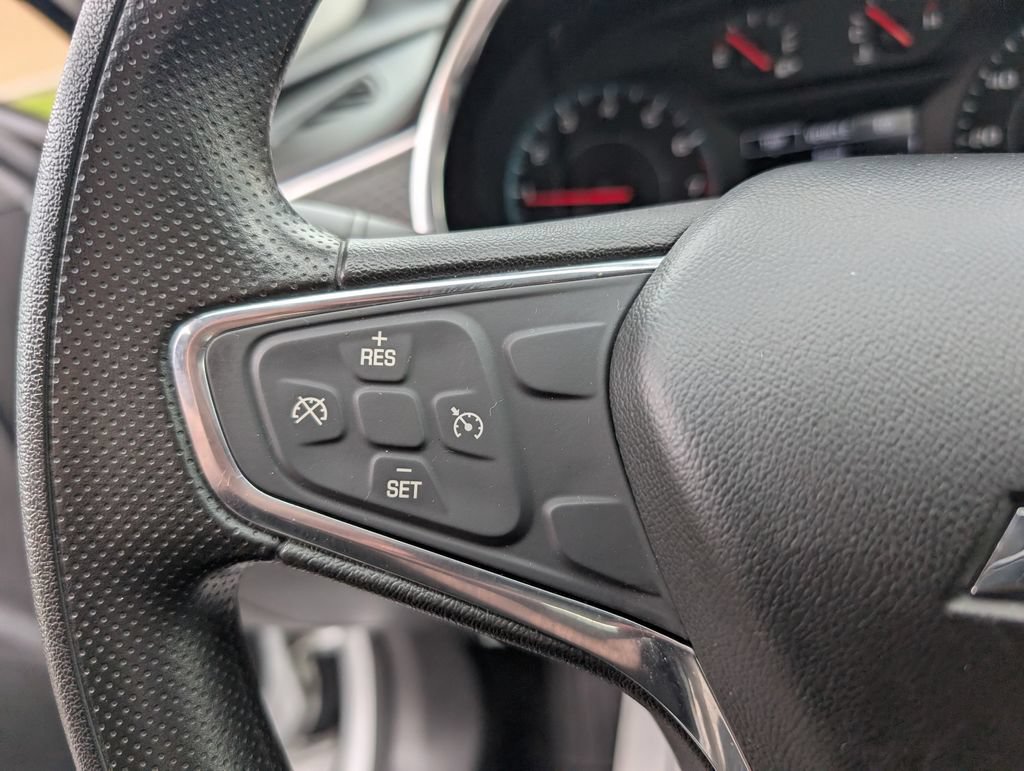 Used 2020 Chevrolet Malibu LT FWD image 15