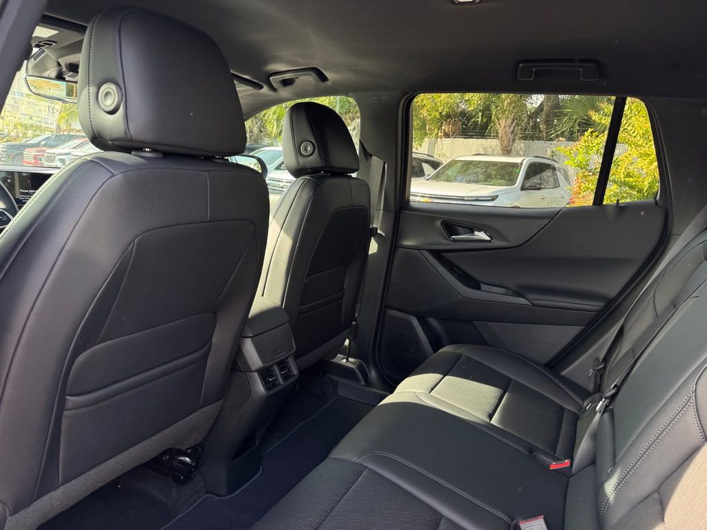 New 2026 Chevrolet Equinox LT w/ Convenience Package II image 16