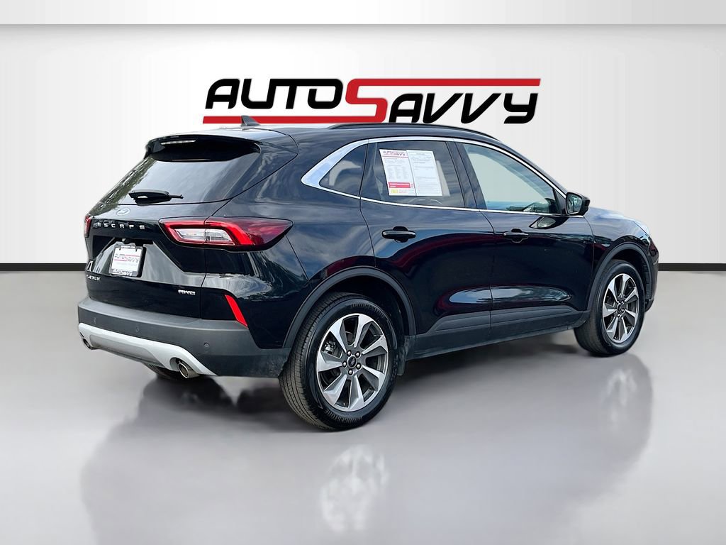 Used 2023 Ford Escape Platinum image 7