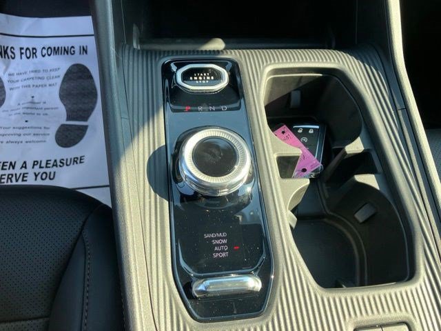 Certified 2026 Jeep Cherokee Limited AWD/4WD image 17