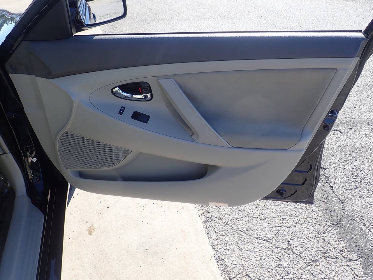 Used 2007 Toyota Camry CE FWD image 24