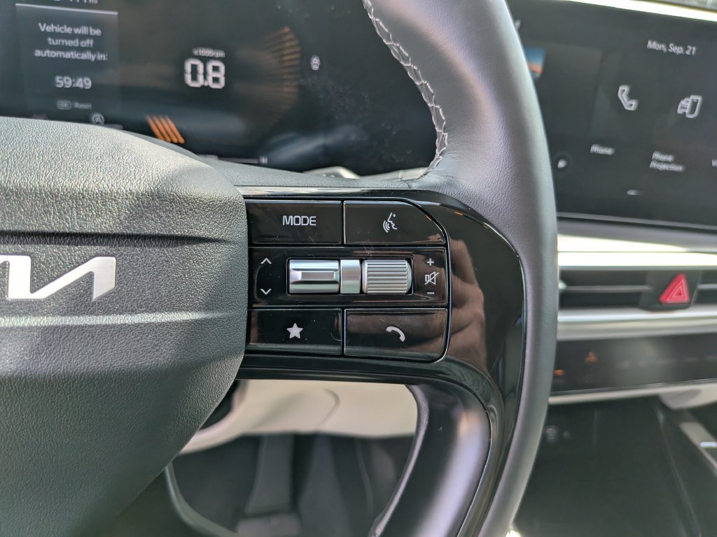 Certified 2026 Kia Sorento S FWD image 32