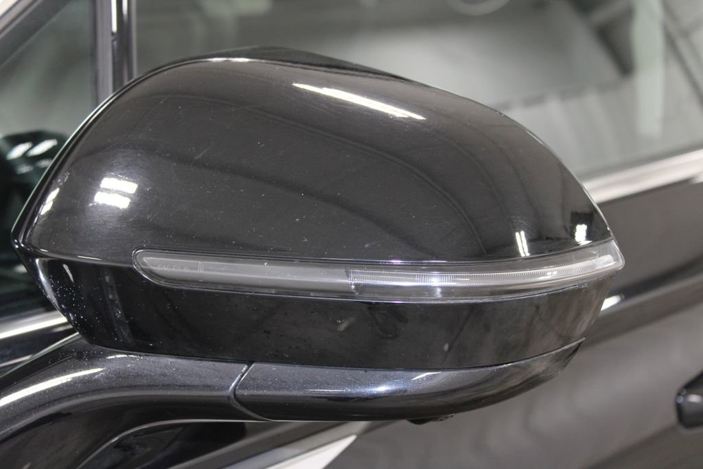 Used 2024 Lincoln Corsair AWD w/ Equipment Group 101A image 16