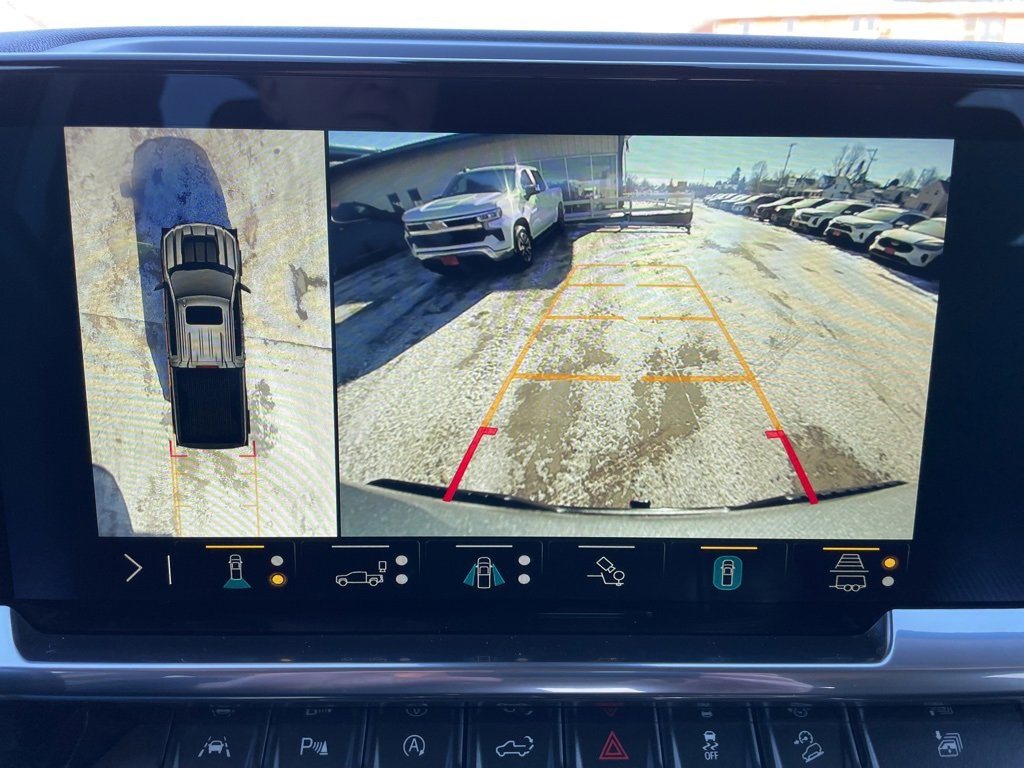 Used 2023 Chevrolet Silverado 1500 LT Trail Boss w/ Convenience Package II image 13