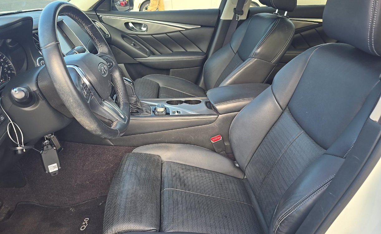 Used 2019 INFINITI Q50 Signature Edition w/ Cargo Package (L96) RWD image 3