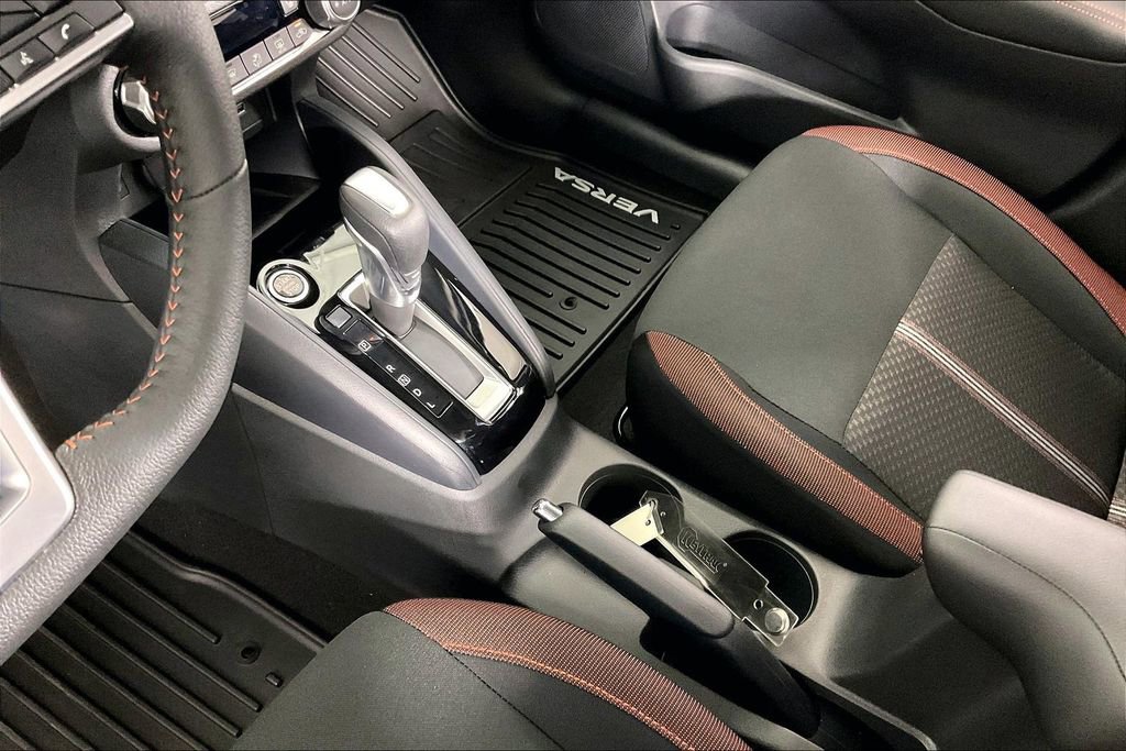 New 2025 Nissan Versa SR w/ Trunk Package image 11