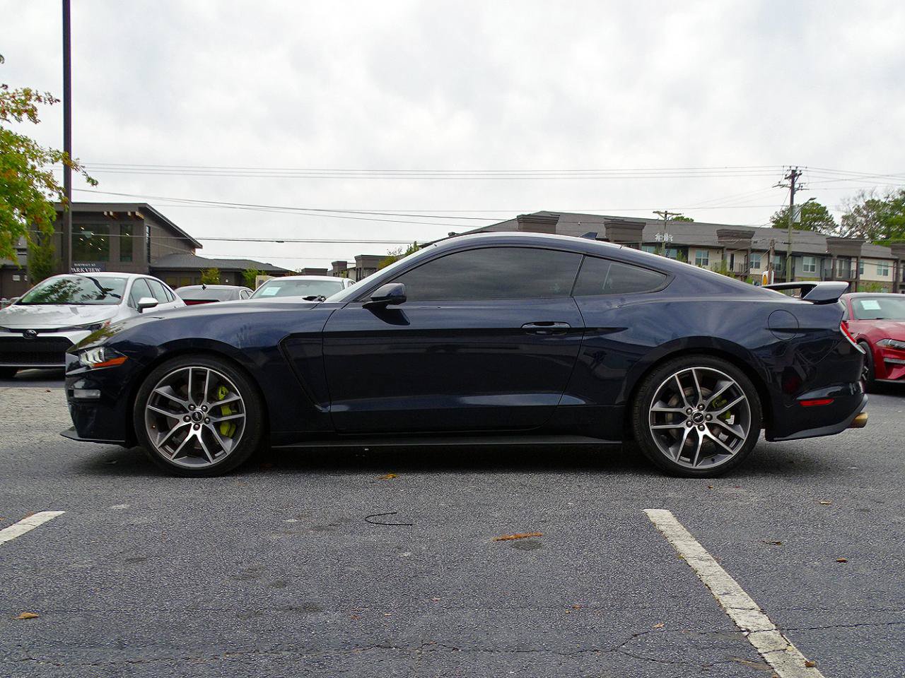 Used 2021 Ford Mustang GT Premium w/ GT Performance Package RWD image 5