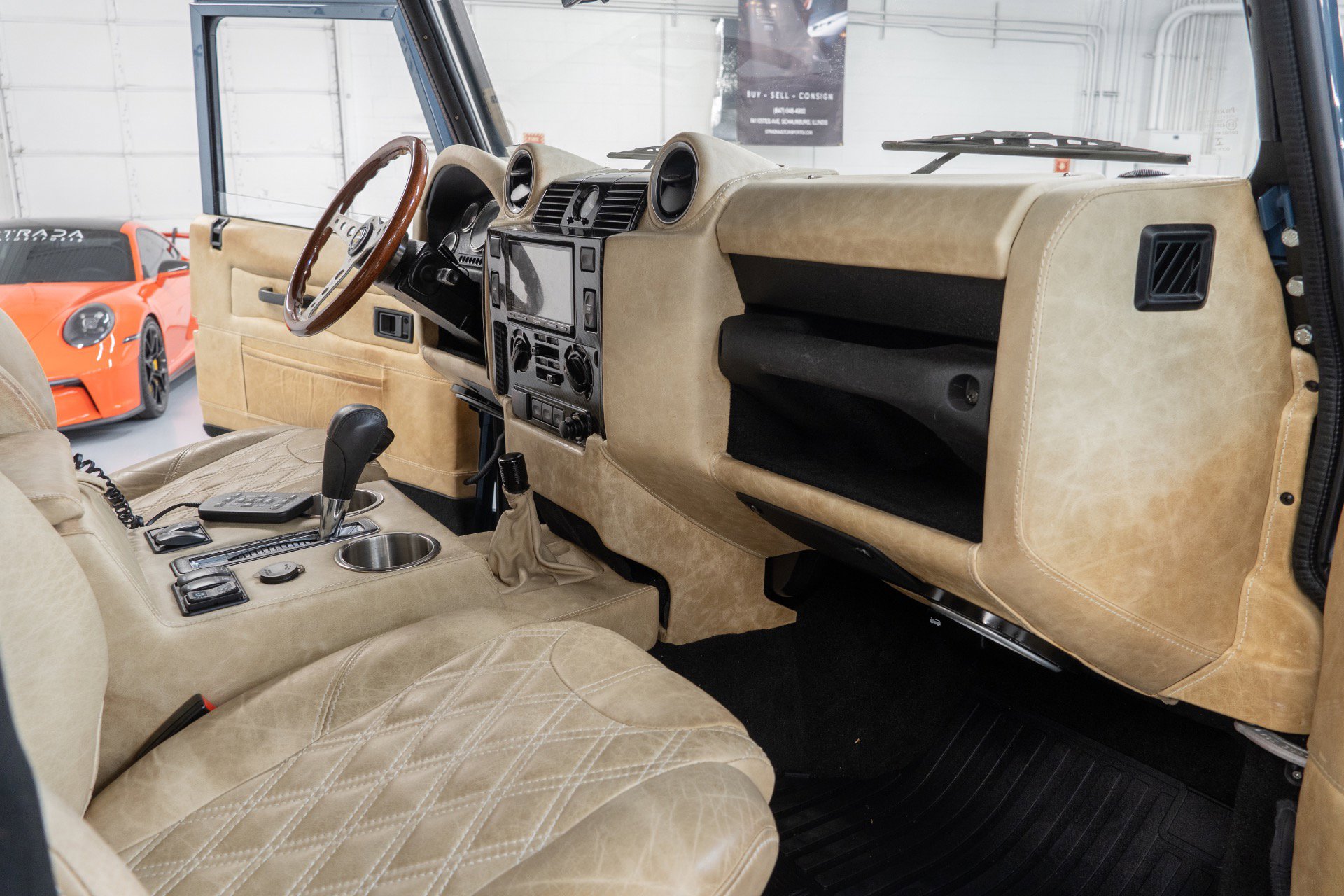 Used 1997 Land Rover Defender 90 image 28