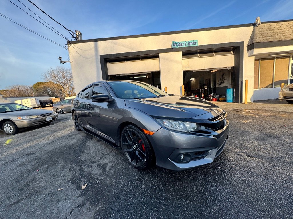 Used 2018 Honda Civic EX image 2