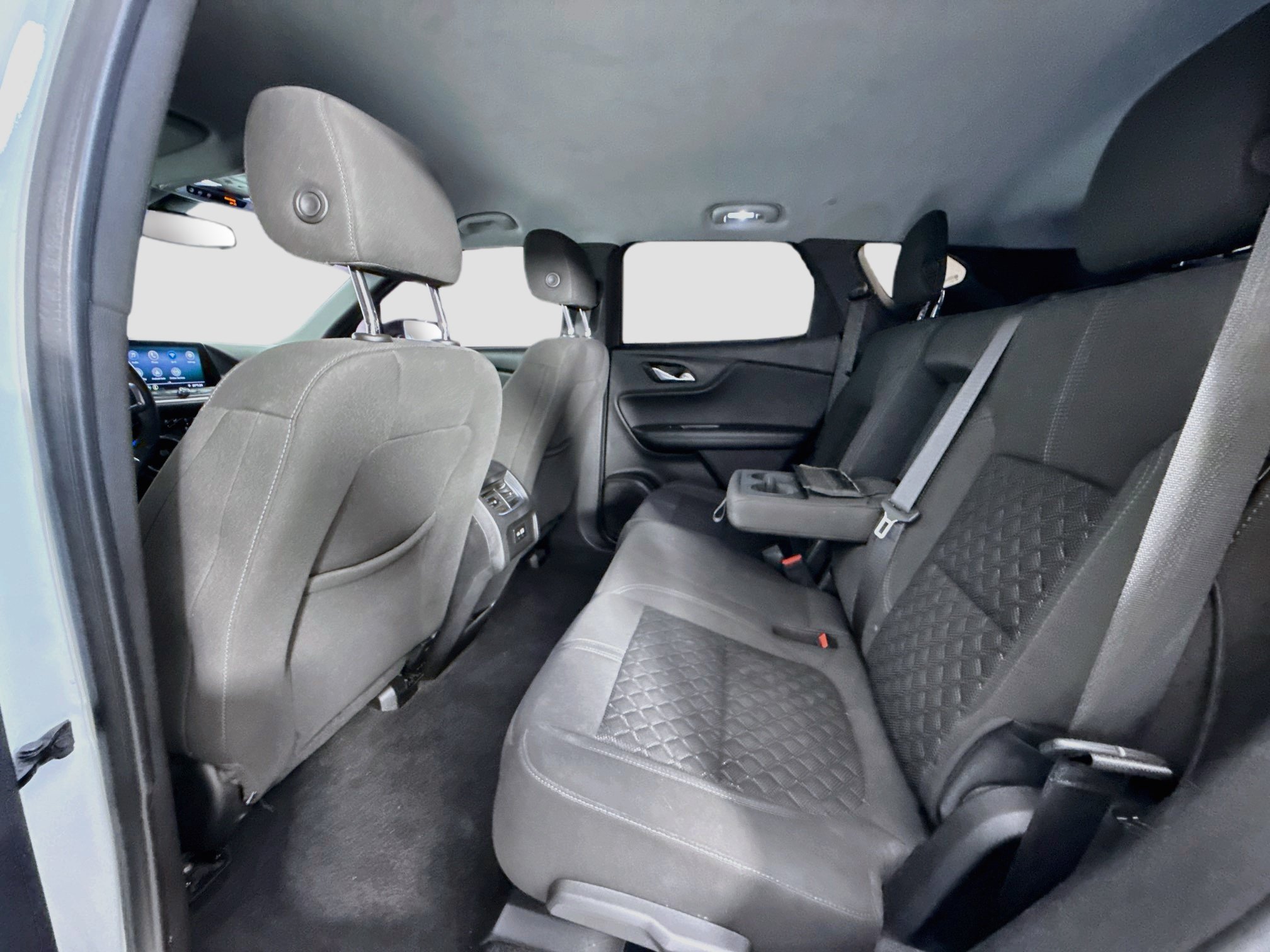 Used 2020 Chevrolet Blazer LT FWD image 26