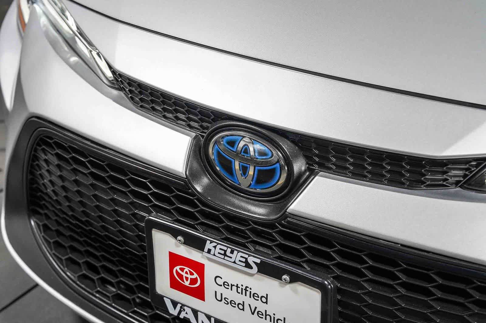 Certified 2022 Toyota Corolla LE FWD image 9
