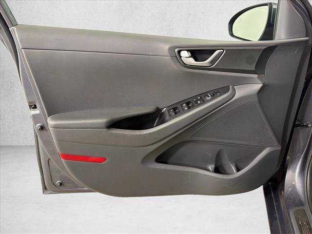 Used 2019 Hyundai Ioniq Limited FWD image 11