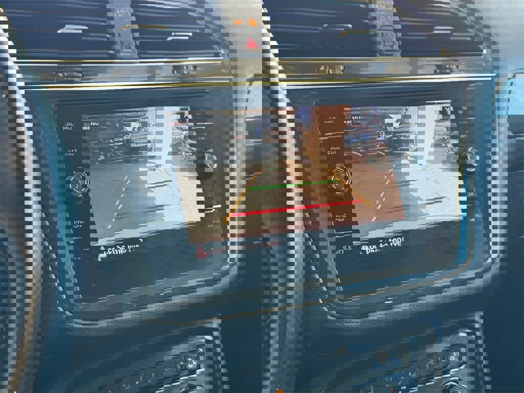 Used 2019 Volkswagen Tiguan SEL Premium image 24