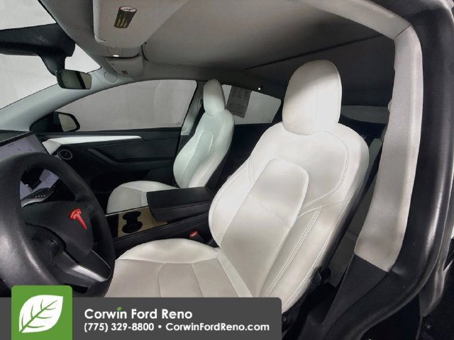 Used 2022 Tesla Model Y Performance AWD/4WD image 22