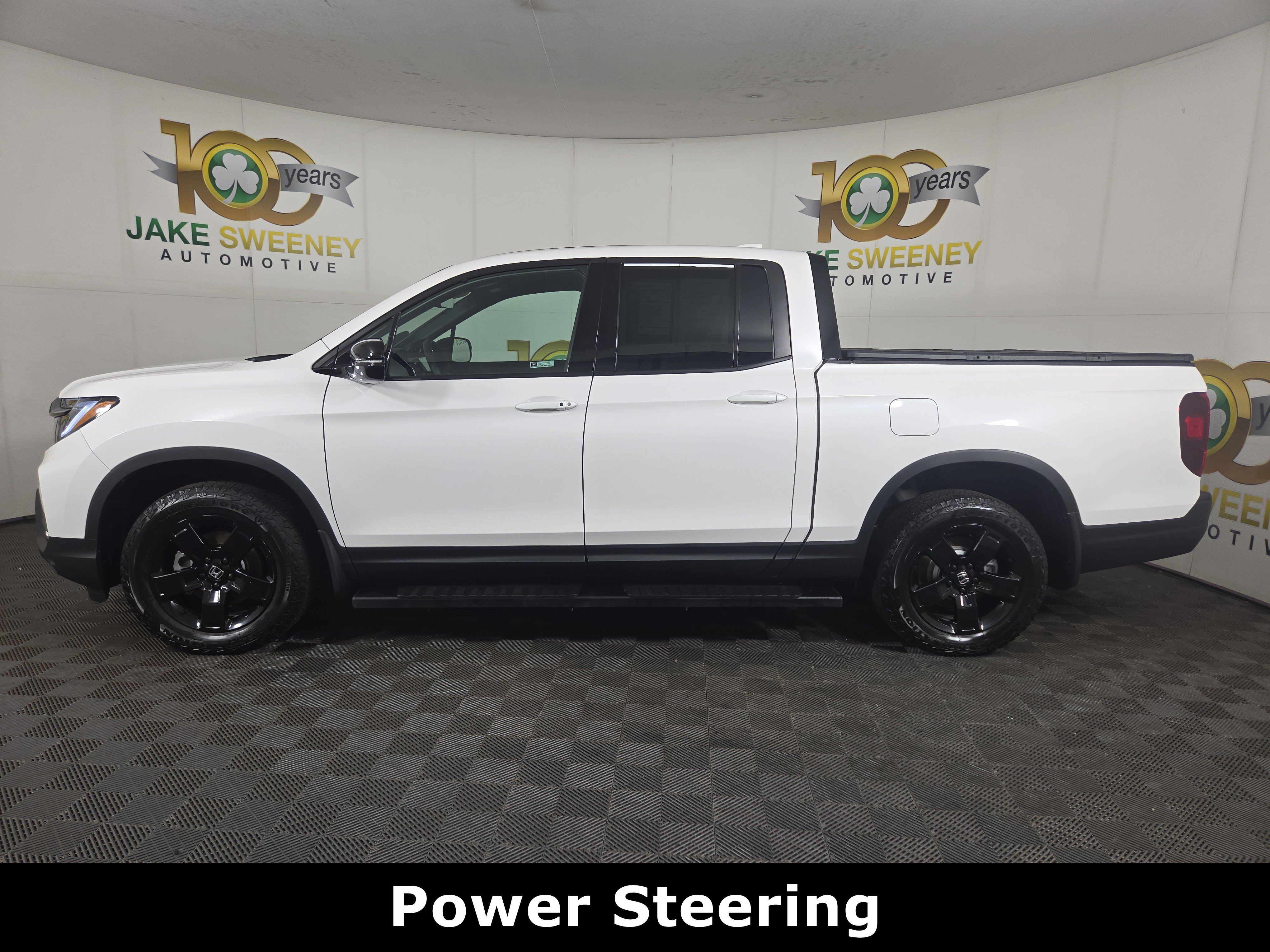 Used 2025 Honda Ridgeline Black Edition image 4