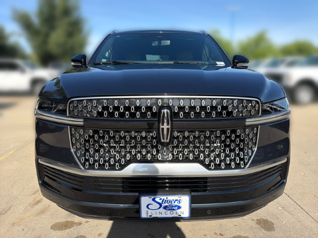 New 2026 Lincoln Navigator L Reserve AWD/4WD image 12