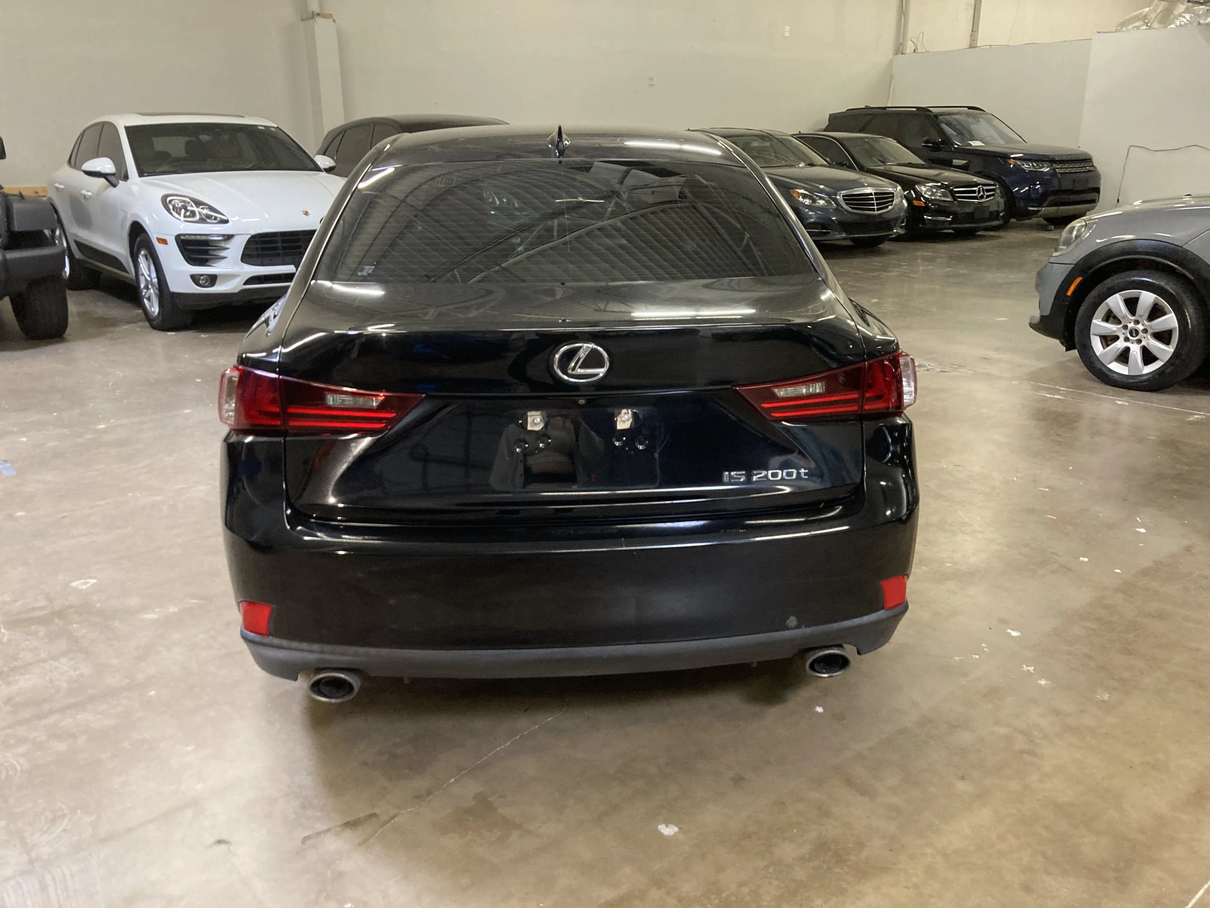 Used 2016 Lexus IS 200t RWD image 6