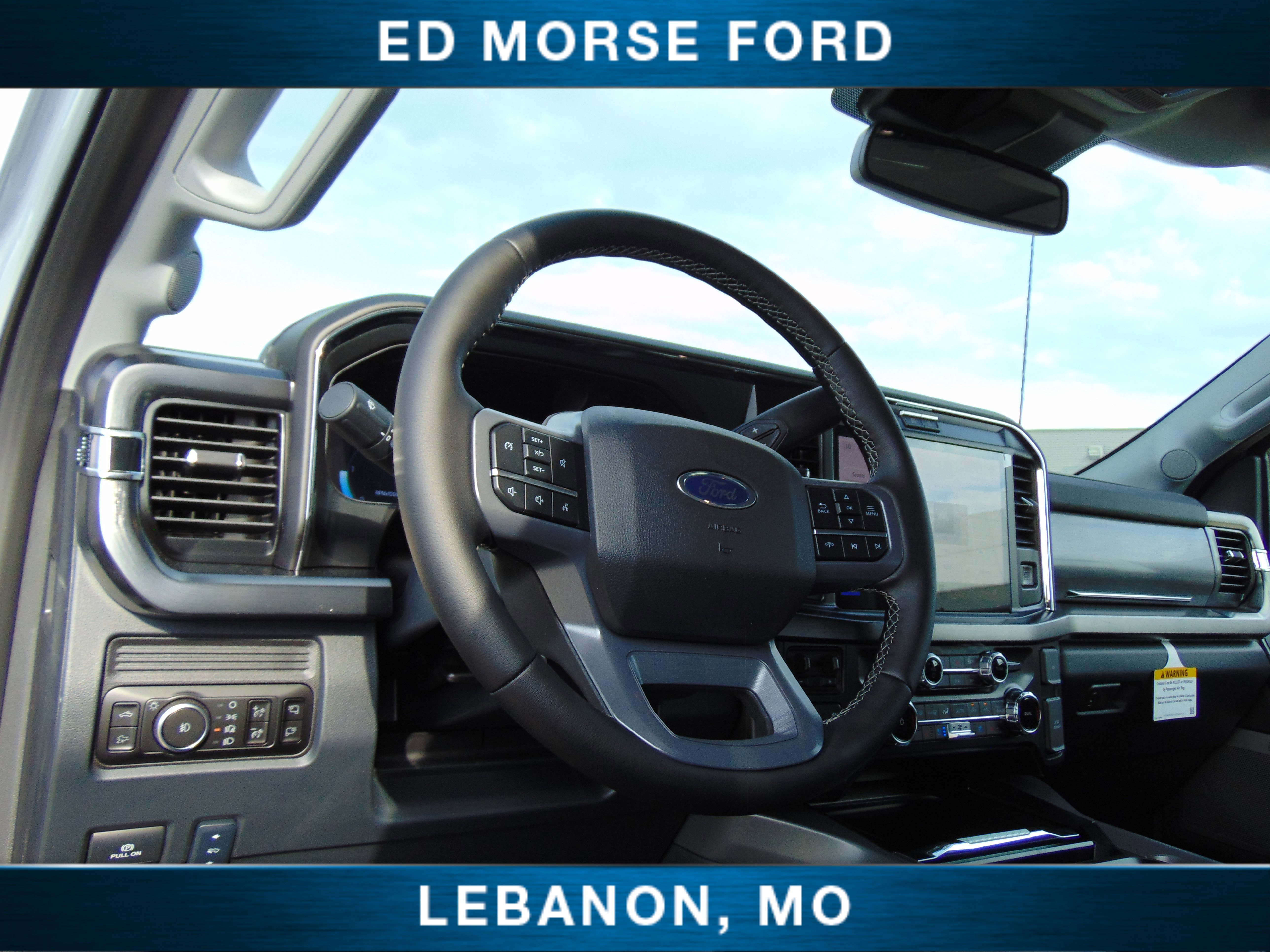 New 2026 Ford F250 Lariat w/ Black Appearance Package image 22
