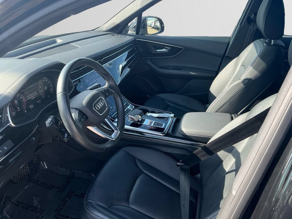 Used 2025 Audi Q7 3.0T Premium Plus AWD/4WD image 9