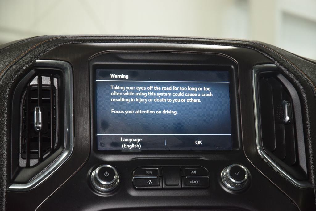 Used 2022 GMC Sierra 3500 AT4 w/ AT4 Preferred Package image 35