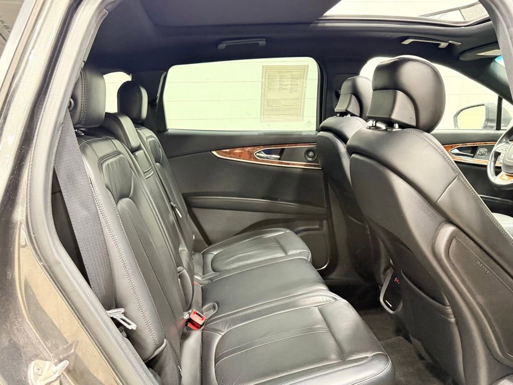 Used 2020 Lincoln Nautilus Reserve w/ Equipment Group 201A AWD/4WD image 39