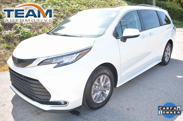 Certified 2022 Toyota Sienna XLE