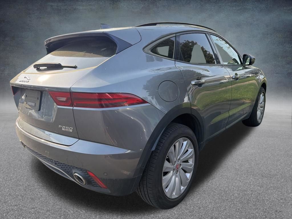 Used 2019 Jaguar E-PACE SE image 4