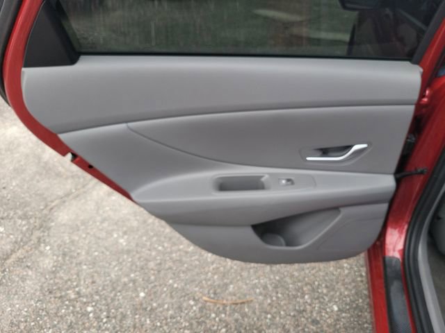 Used 2024 Hyundai Elantra Blue FWD image 30