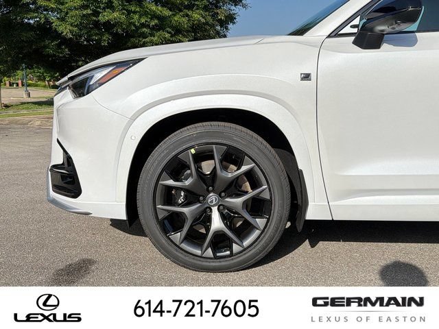 New 2026 Lexus TX 500h AWD image 12