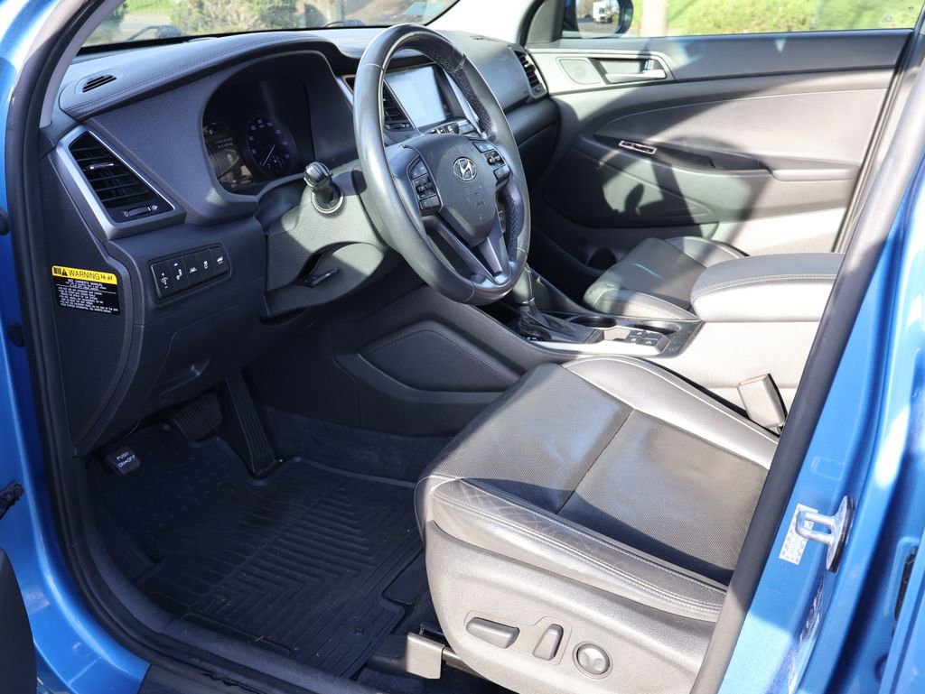 Used 2016 Hyundai Tucson Limited w/ Option Group 03 image 4