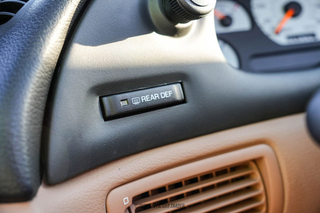 Used 1994 Ford Mustang GT RWD image 56