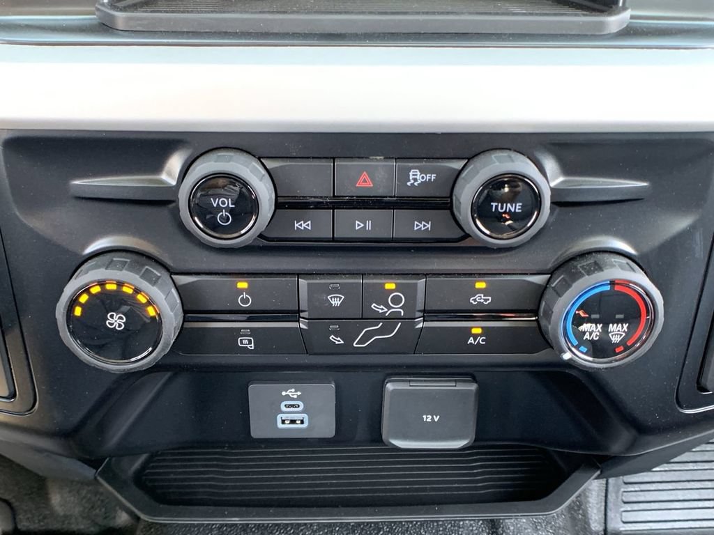 New 2025 Ford F350 XL w/ XL Chrome Package RWD image 31