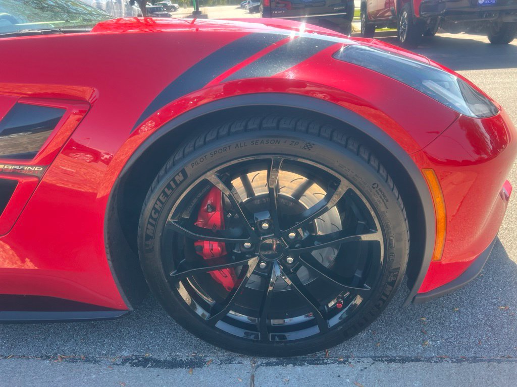 Used 2019 Chevrolet Corvette Grand Sport w/ Grand Sport Heritage Package RWD image 13
