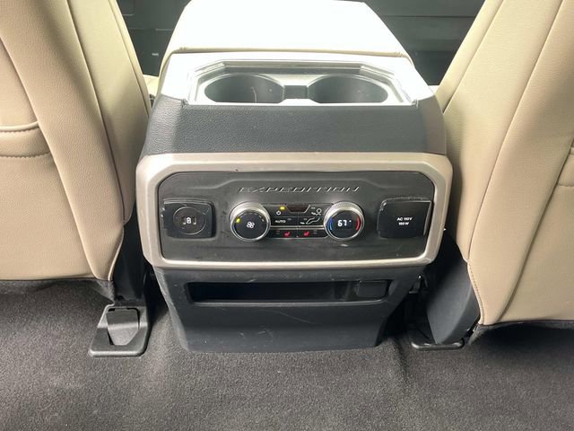 Used 2024 Ford Expedition Limited AWD/4WD image 16