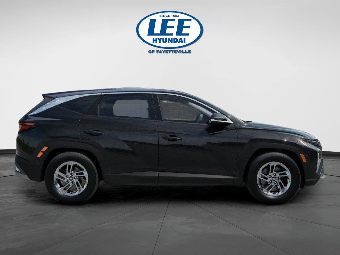New 2026 Hyundai Tucson SE FWD image 2