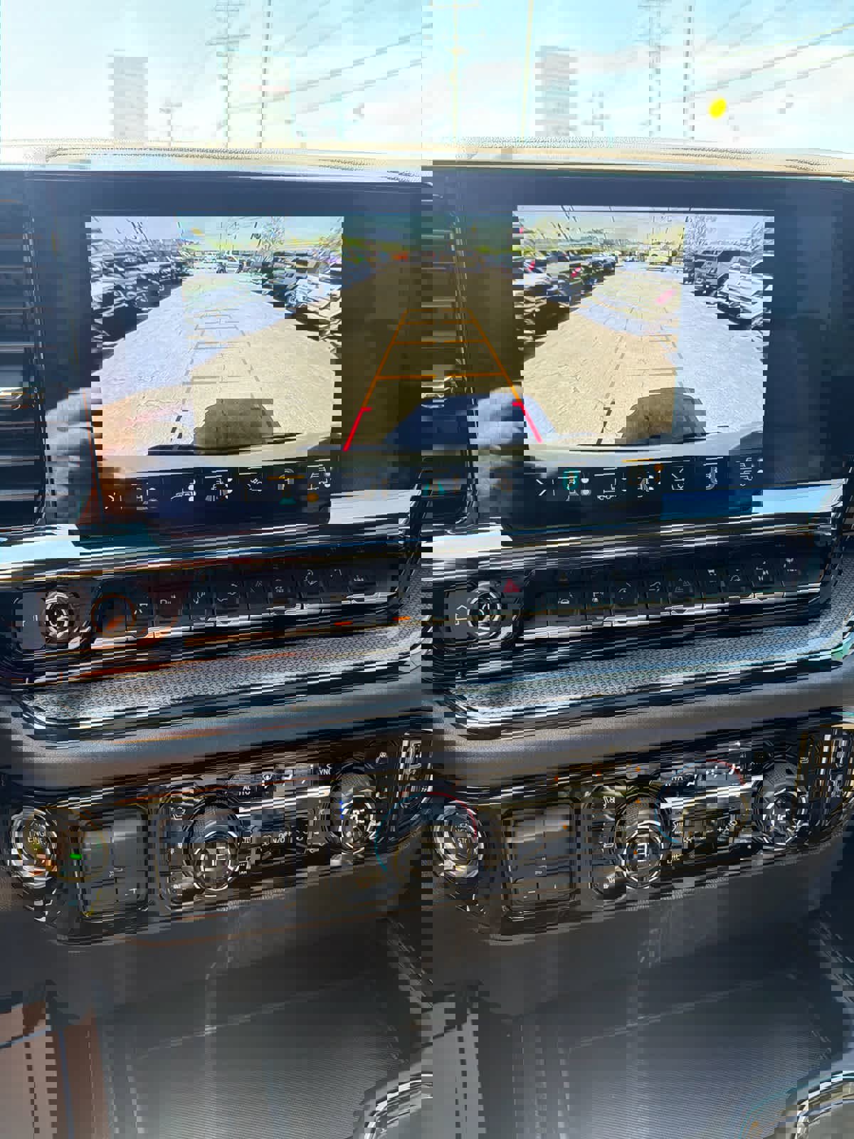 Used 2023 Chevrolet Silverado 1500 ZR2 w/ Technology Package image 16