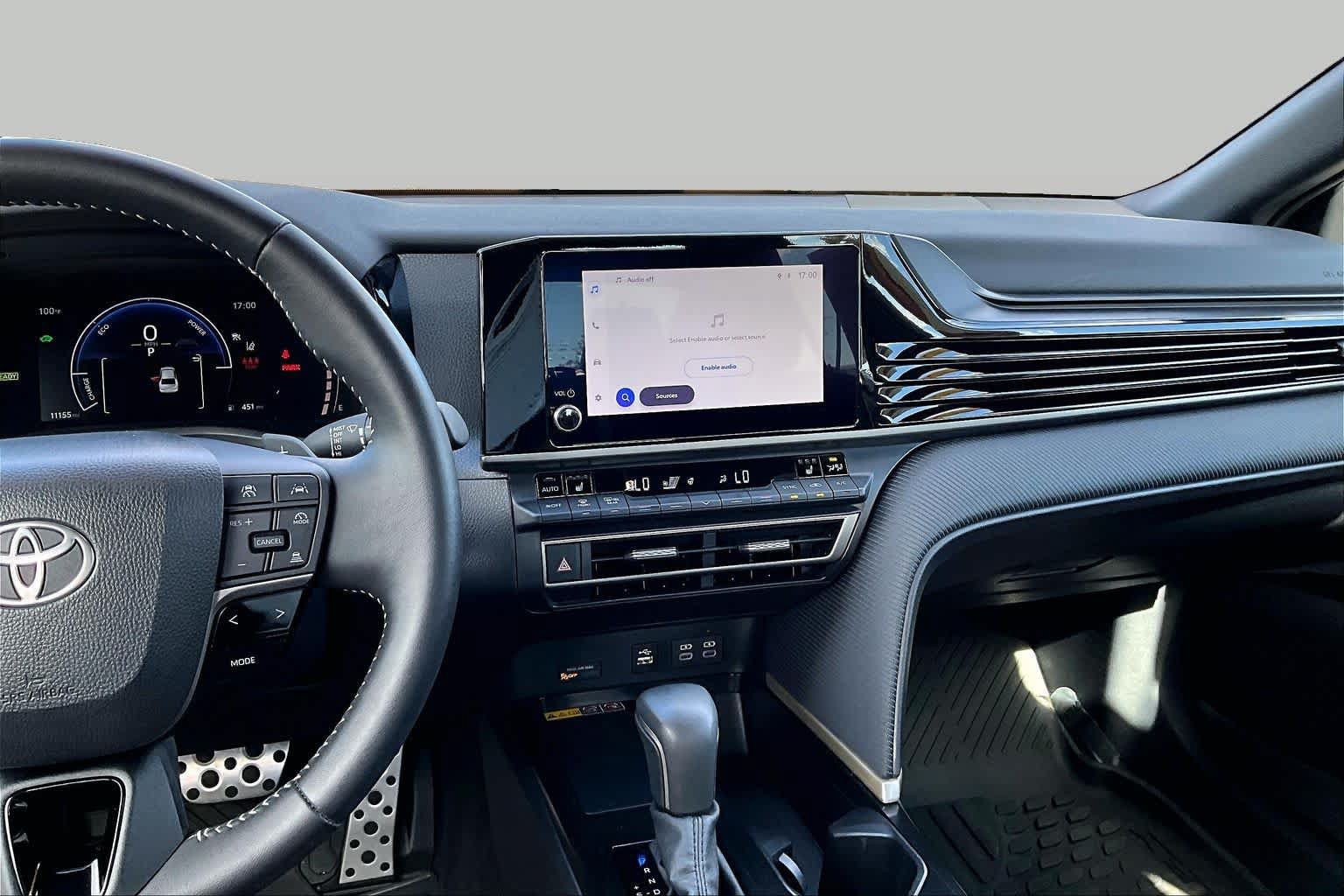 Certified 2025 Toyota Camry SE w/ Convenience Package FWD image 6